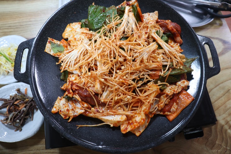  광주롯데백화점맛집 : 애호박국밥이 너무 맛있는 한식 맛집 '곡간'