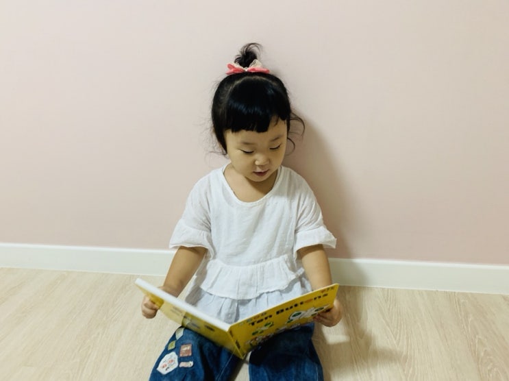  4살 우리아이 첫 영어:) 똑쟁 English로 재밌게 시작했어요.
