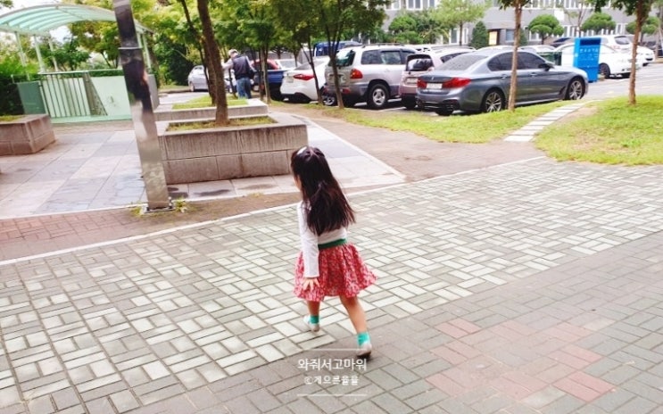  여아 스커트 코디 울 딸이 좋아해요