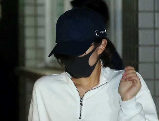 [데일리메일]‘남궁원 아들’홍정욱, 딸 마약 밀반입 의혹에 SNS 통해 입장문 밝혀