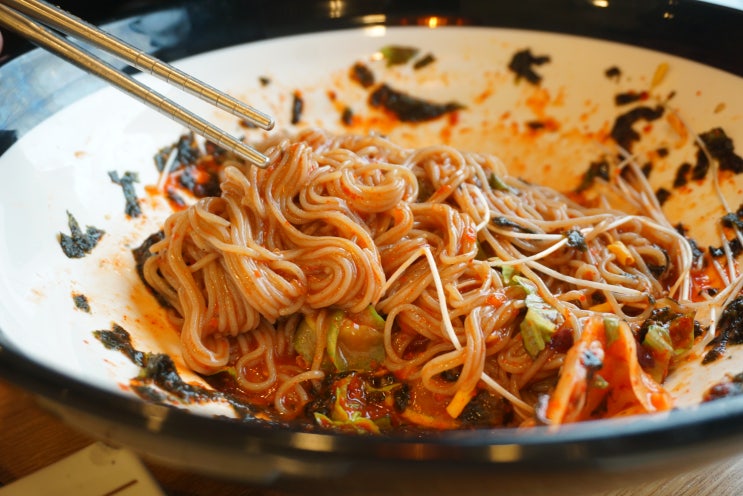  홍천 막국수 맛집 전문적이라 달라!