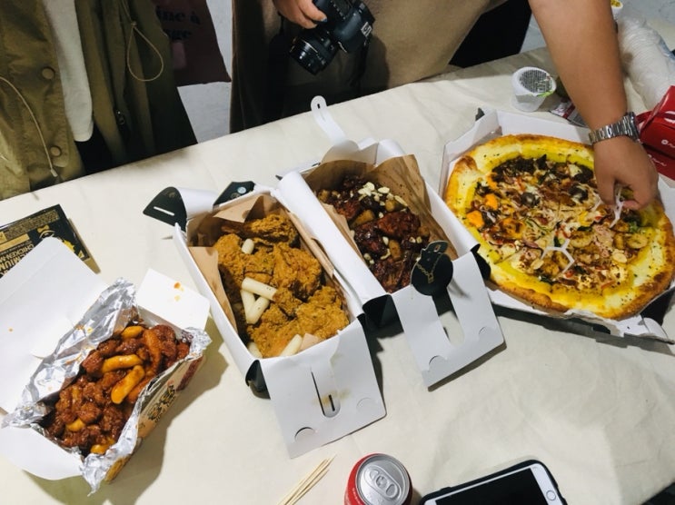  UB19 경매와 맛있는 음식을 함께했던 9월 모임