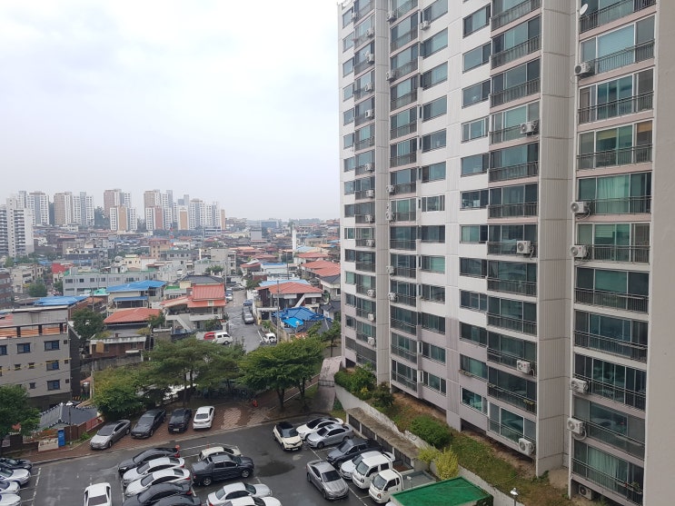  안동도배 나라. 안동시 평화동 현대아파트 도배장판 시공했습니다.