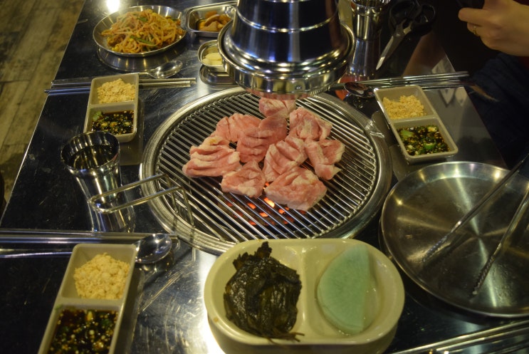  관양동 맛집 쫄깃한 껍데기 홀릭