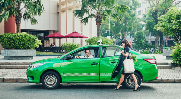 카카오T 앱으로 베트남에서 그랩 택시를 부른다.