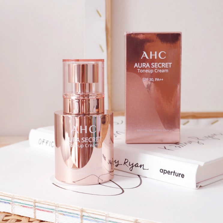  바쁜 아침 데일리메이크업 요즘톤업 AHC 톤업크림 자연스러워!