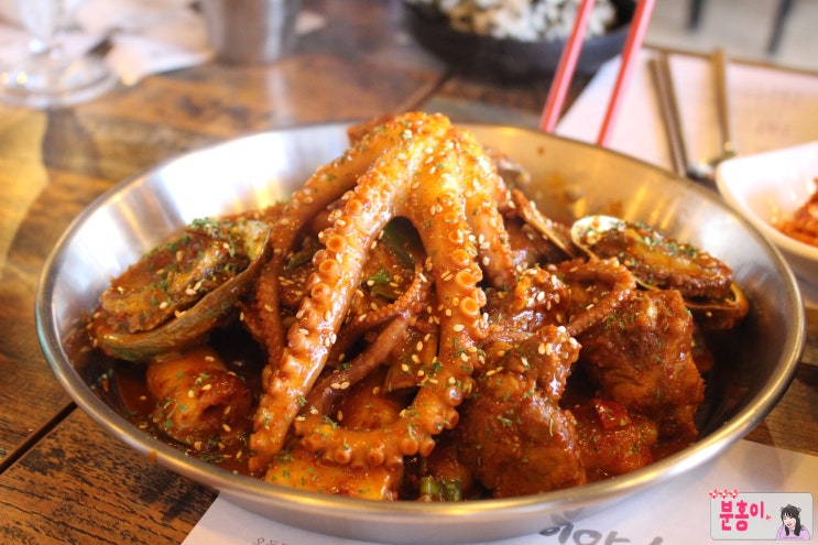  제주도 현지인 맛집 추천 함덕해수욕장 앞에 위치한 제주엔찜!