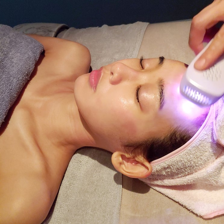  서면피부관리 차원이다른 이브뷰티센터에서 아쿠아필~