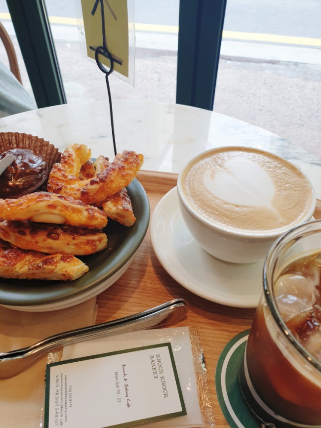  대치동 브런치카페 '노크노크'/눈여겨 보았던 KNOCK KNOCK BAKERY 카페 방문