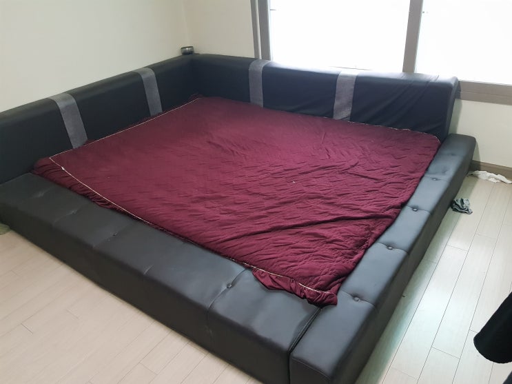  김포시 사우동 자개장 수거 운동기구 버리는 법 집치우기 집쓰레기 버리는 비용 집가구들 수거 가죽침대 폐기 매트리스 치우는 가격 장농 철거 수납장 협탁 항아리 분리 수거 빌라 주택