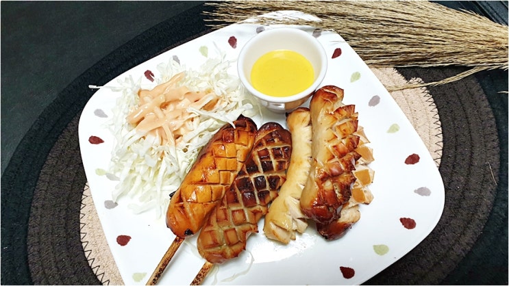  닭가슴살 소시지 바디나인  탱글탱글 혼합 패키지 맛있네~