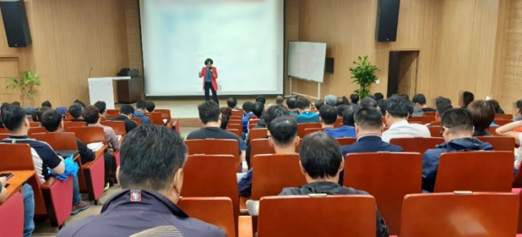  웃음은 최고의 명약 스트레스해소 건강관리