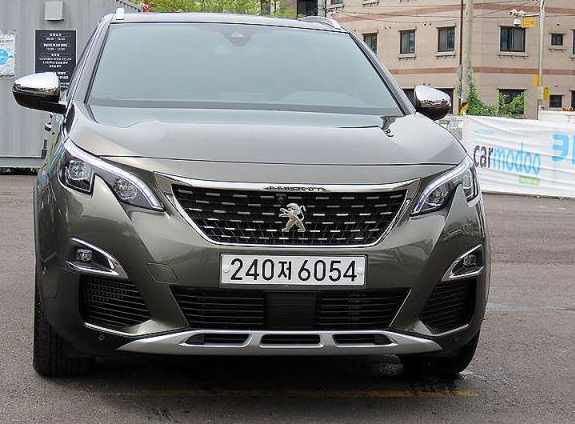  푸조 뉴3008 GT 중고 시세 가격 신형 모델 잘빠졋죠?