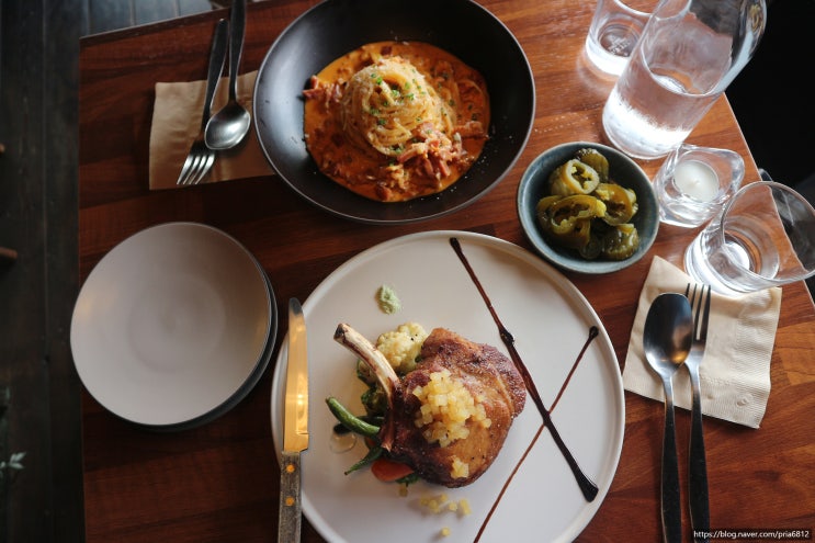 서울익선동맛집 이층양옥 : 이베리코스테이크 , 익선동파스타 맛집 !