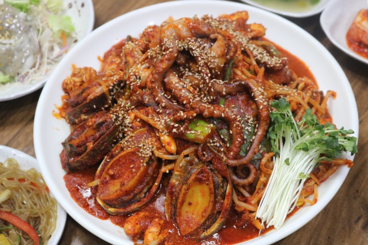  안산 밥집 깔끔하게 매운맛