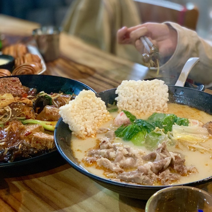  맛집만 가는 사람의 4월 먹부림