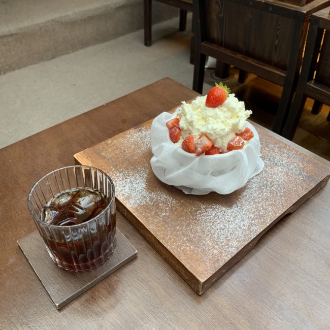  익선동 가마솥 카페 온 프로마쥬 한옥마을 너무이뻐요