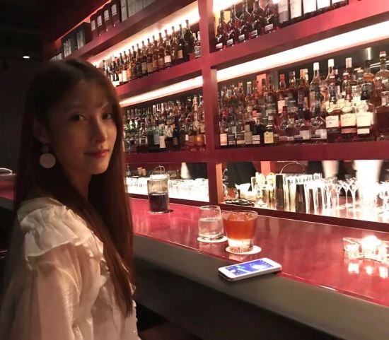  박규리, 동원건설 장손과 열애 인정하더니..'물오른 미모' 근황 셀카 '화제'