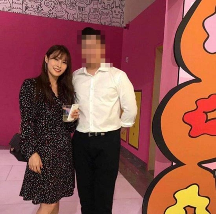 카라 출신 박규리, 동원건설 회장 장손 송자호와 '열애' 카라 출신 박규리, 동원건설 회장 장손 송자호와 '열애'