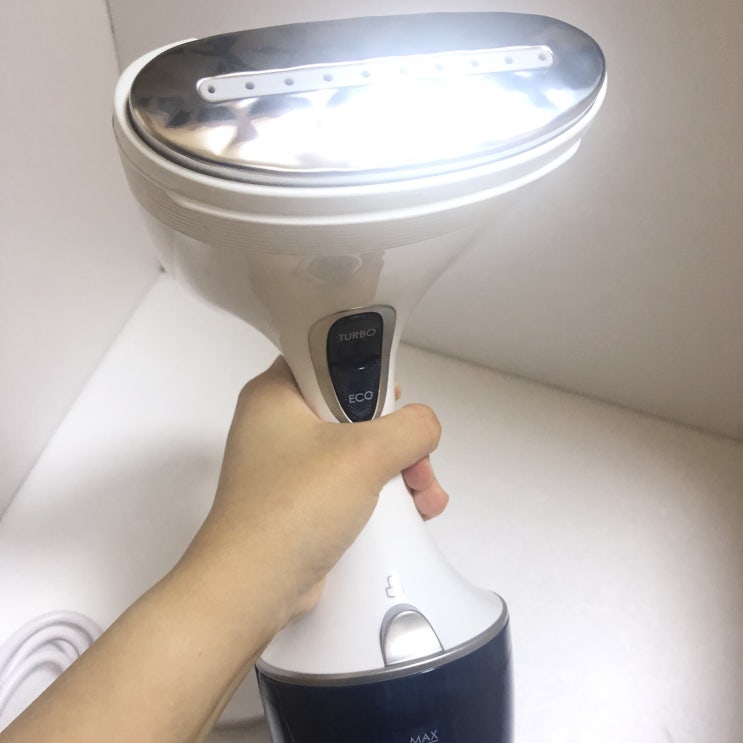  옷에서 냄새 해결방법 의류관리기 & 스타일러 추천 까지