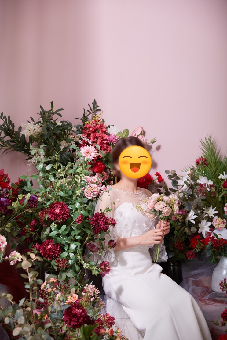  <보다 스튜디오 촬영> 9. 멜로우ver 빨간 꽃밭 신부 독사진