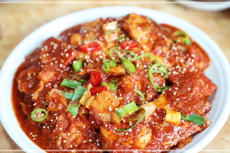  제주 성산 갈치조림 속까지 촉촉하게!