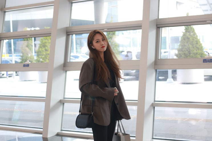  여성 가을자켓 쇼핑 우이(ouie)에서 끝내기