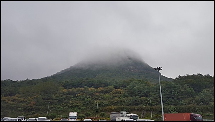  고속도로 휴게소 점심 식사