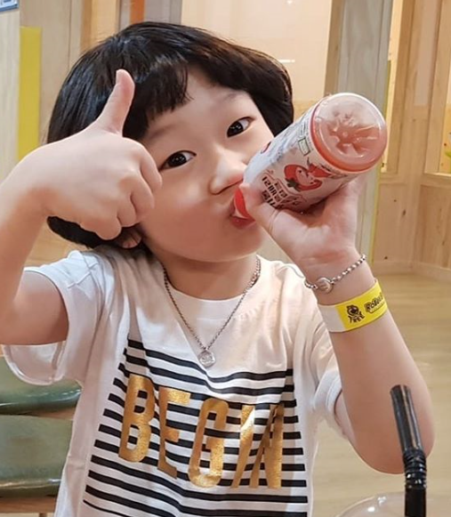  청일전자 미쓰리 바다 아역 배우 정시율 귀여움의 대명사