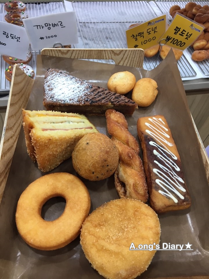 광주꽈배기 오즈도넛카페! 신창동에 있는 다양한 맛의 도넛~