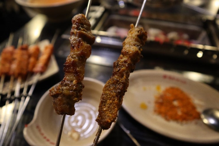  이수역 맛집 이수 양꼬치 호우양꼬치에서 마라 양꼬치 먹어봐요