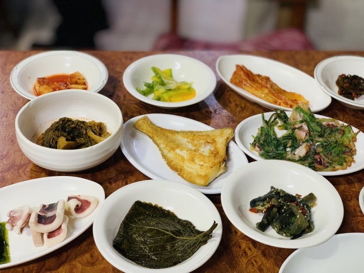  부산역맛집 생대구탕_술 안 마셨는데 해장되는 시원하고 깊은 국물_중앙식당