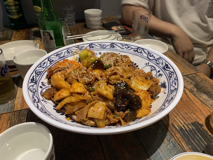  홍대 동교동 마라샹궈 맛집! 대륙포차 다녀왔습니다 :)