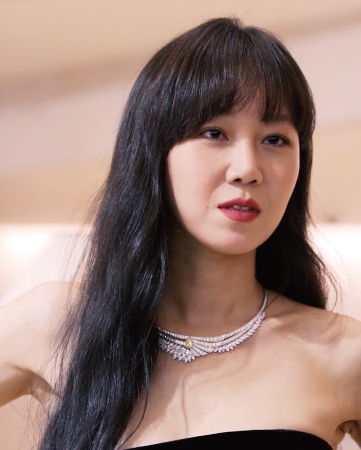  공효진 반지, 목걸이, 귀걸이 피아제(PIAGET) 방콕 이벤트의 골든 오아시스 하이 주얼리 컬렉션이에요!