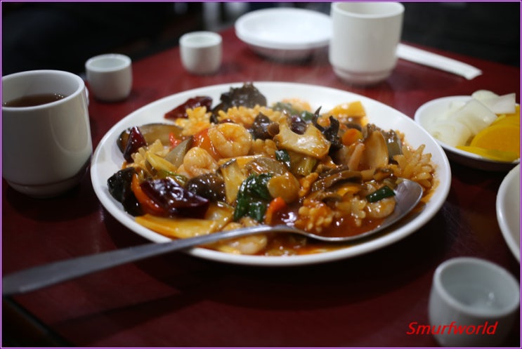  오구반점 - [을지로3가] 군만두의 성지.. 오랜 역사를 자랑하는 중식 맛집..