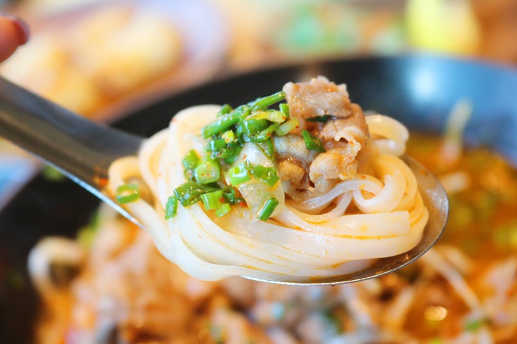  서면 쌀국수 아시안키친반 매콤한 국물이 끝내주는 곳