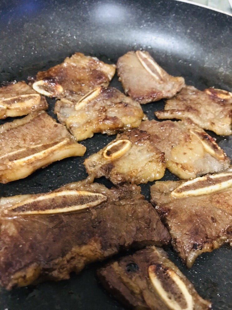  홈 먹방 :) 1855라갈비 블랙앵거스 LA갈비 리뷰 !!!