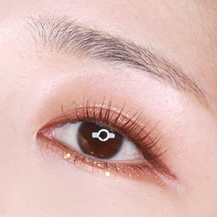  러브잇 EOTD 반짝이는 가을무드 메이크업(feat. 벨라 팔레트, 톡신 글리터)