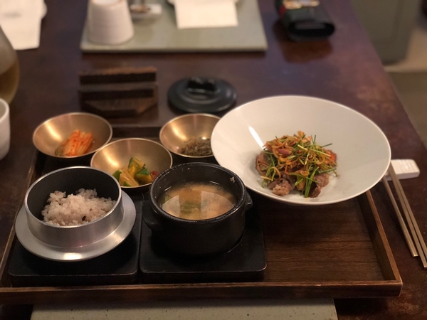  신사동 데이트할때 가볼만한 퓨전한식맛집 민스키친