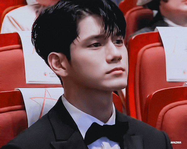  191002 코리아드라마어워즈 옹성우 신인상,한류스타상 수상 축하해