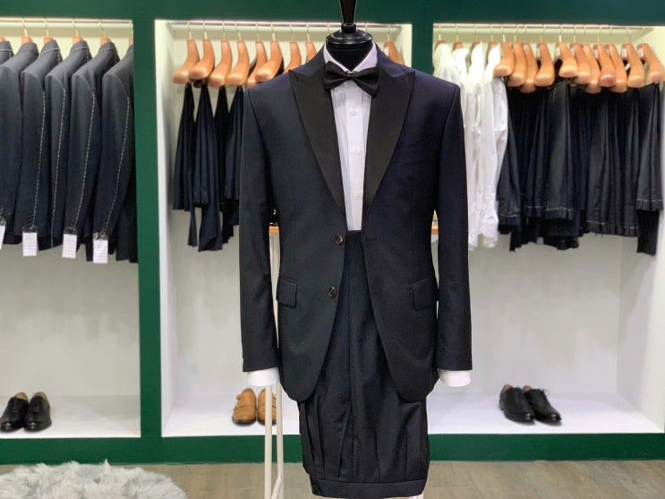  [청주맞춤정장 / 청주맞춤예복] 잘 맞는 정장이 단 한벌도 없다면 단연 Dark navy solid suit