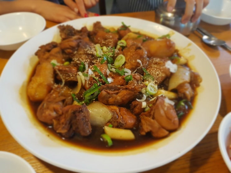  경복궁역 맛집 삼백집에서~