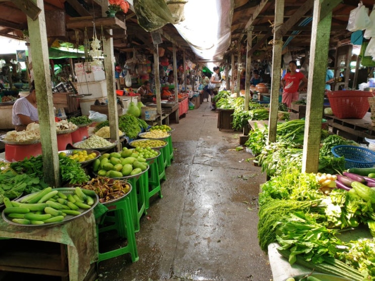 양곤 양킨묘마제. 양킨시장. Yankin Myoma Market.
