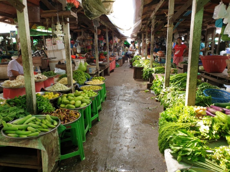  양곤 양킨묘마제. 양킨시장. Yankin Myoma Market.