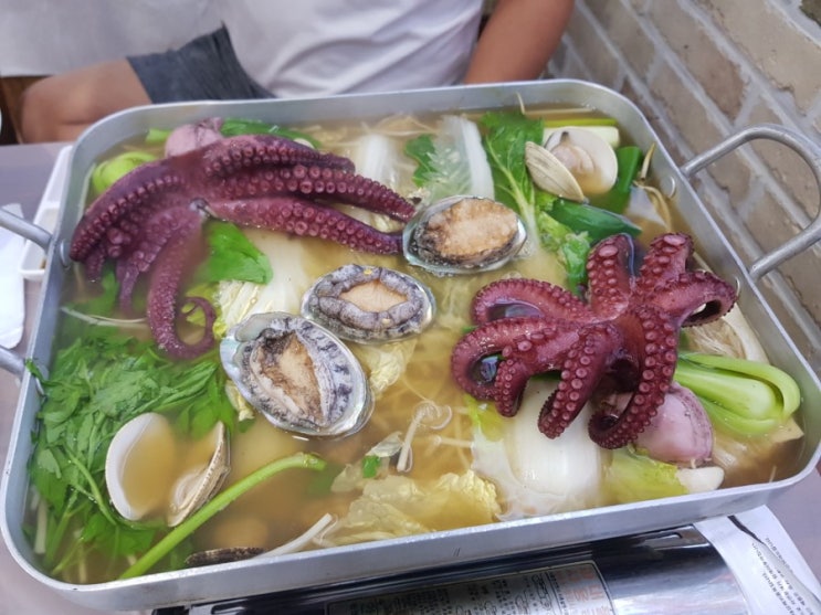  팔팔문어전복탕