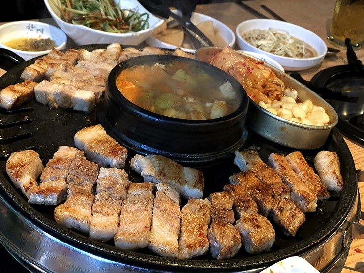  [안양 인덕원 고기집] 동편마을 무한리필 삼겹살, 한패