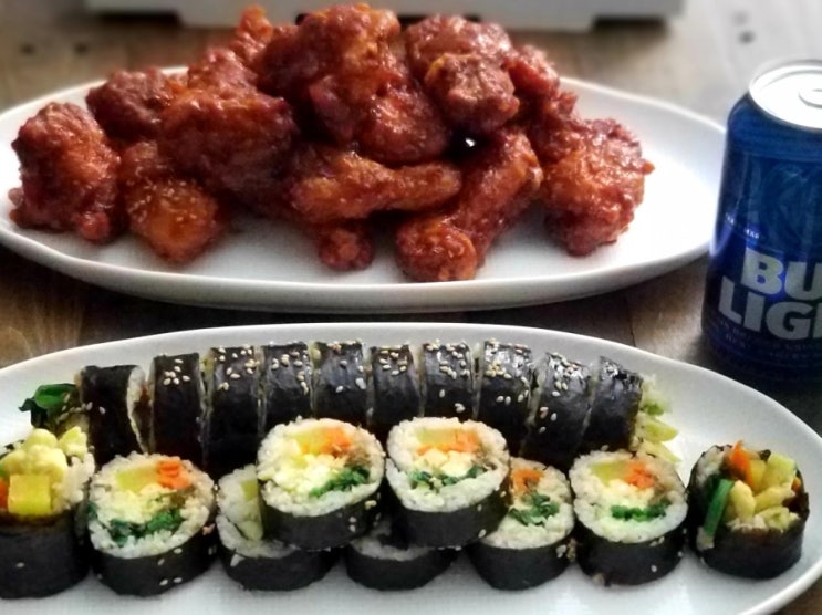  멸치땡초김밥과 장터국밥 처갓집치킨 고구마피자