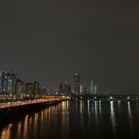  오늘은 쉬는 날