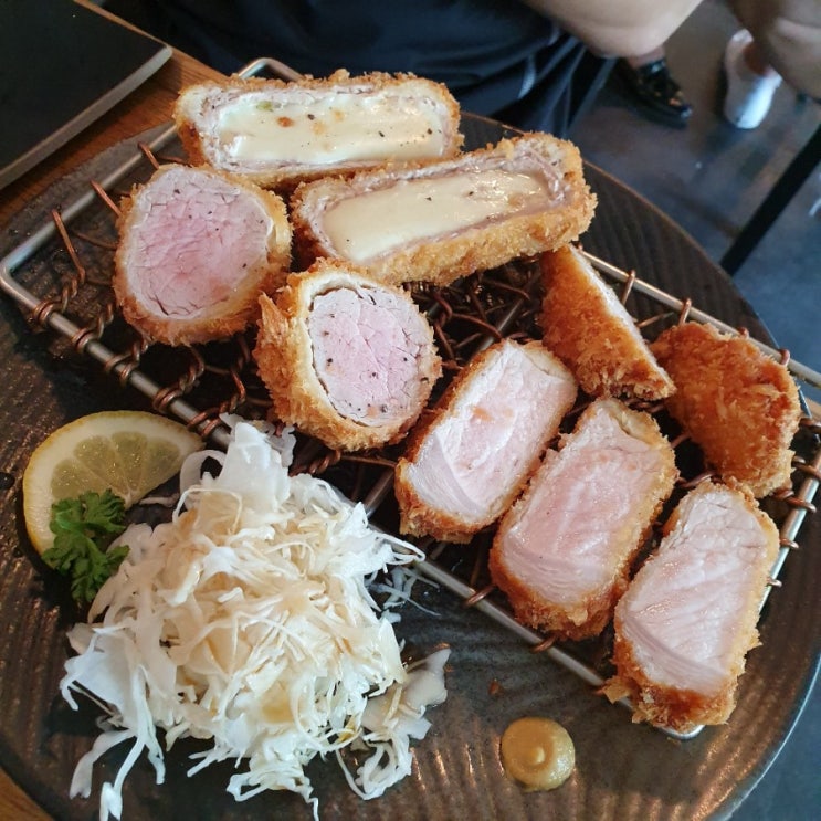  샤로수길 돈까스, 1시간 웨이팅하고 먹은 삼백돈 돈가츠