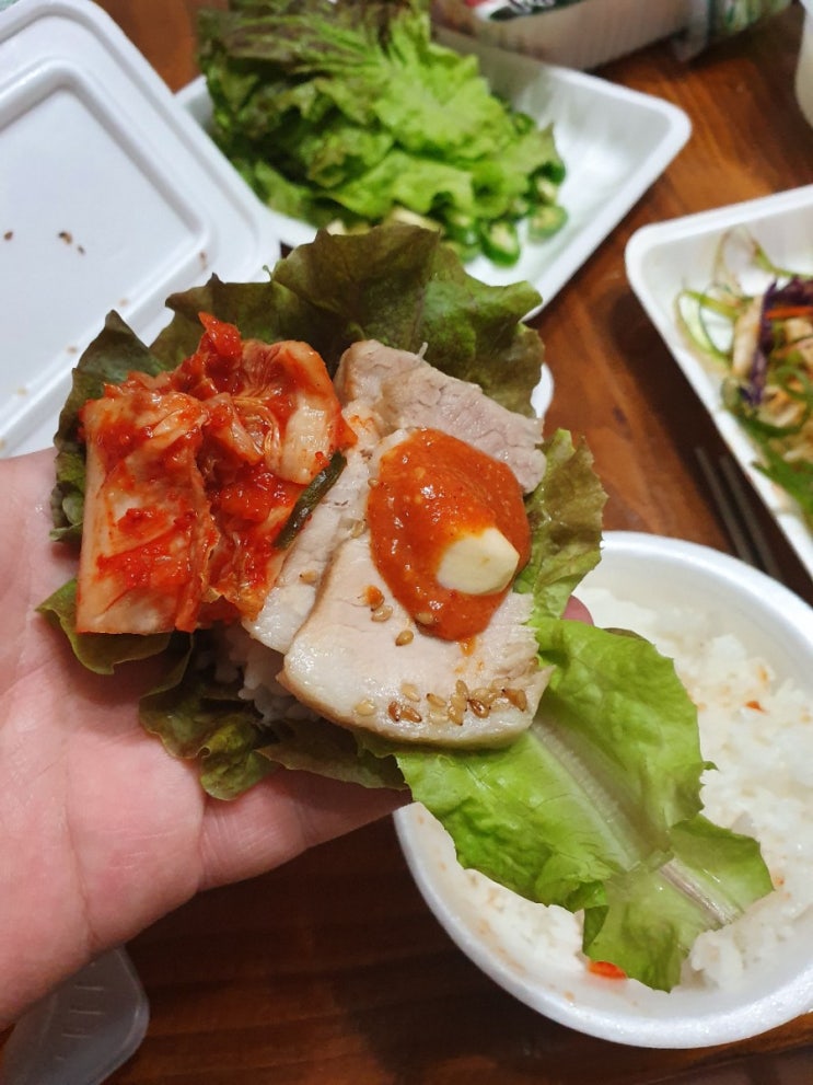  청주족발:)용암동야식배달은 장충동왕족발보쌈에서~